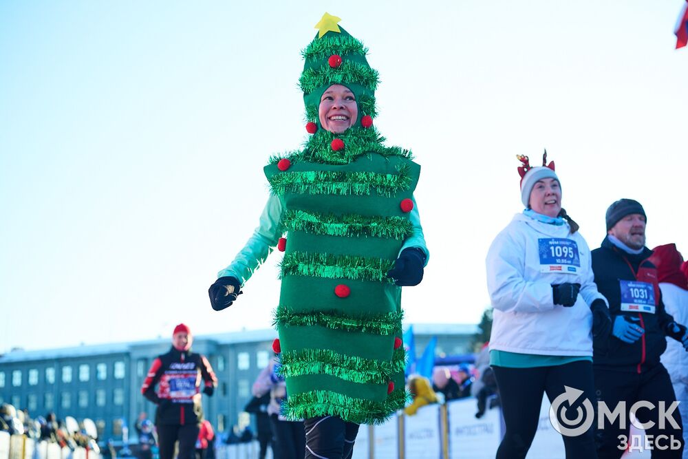 О победителях и тех, кого ещё можно было встретить на зимнем забеге, рассказываем здесь . Фото: Илья Петров