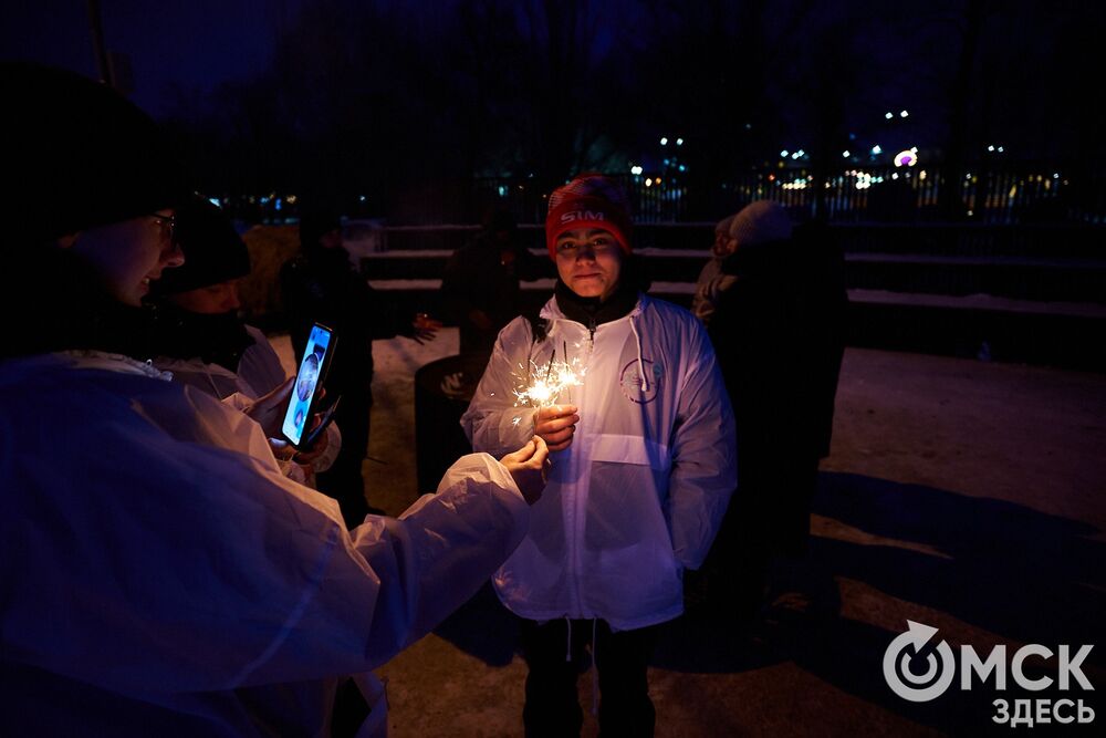 Впервые за многие годы в затоне Иртыша освятили воду для проведения крещенских купаний. Фото: Илья Петров