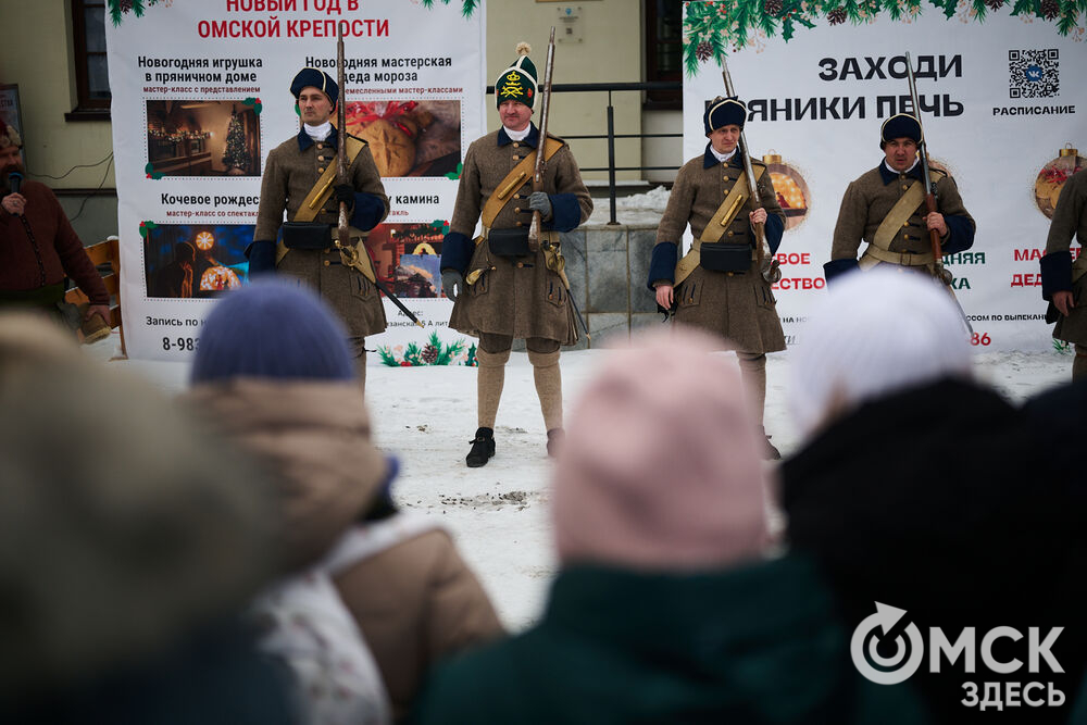 Исторический фестиваль рассказал о пушках, каше и военной моде трёхсотлетней давности. Фото: Илья Петров