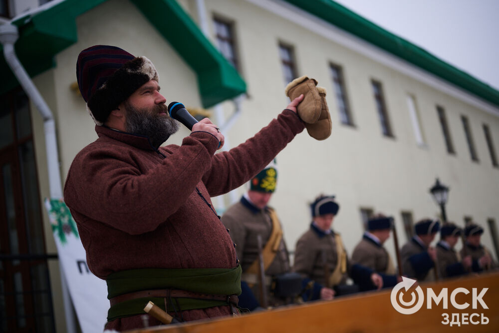 Исторический фестиваль рассказал о пушках, каше и военной моде трёхсотлетней давности. Фото: Илья Петров