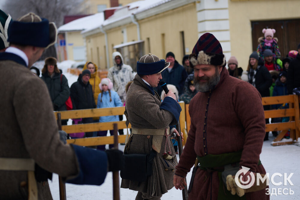 Исторический фестиваль рассказал о пушках, каше и военной моде трёхсотлетней давности. Фото: Илья Петров