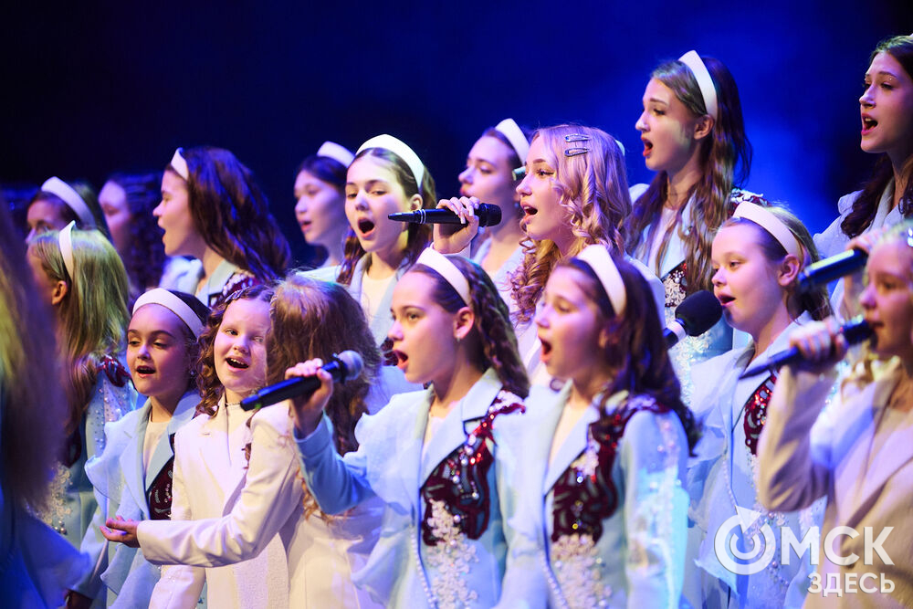 В Омском государственном музыкальном театре состоялся юбилейный концерт Детской школы искусств №6 им. Е.Ф. Светланова. Фото: Илья Петров