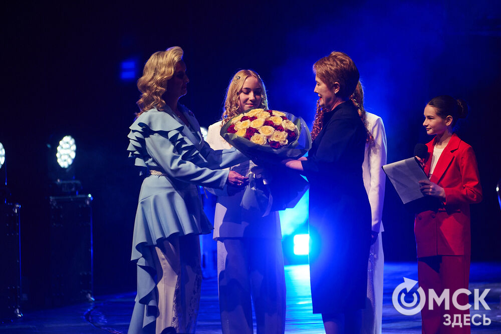 В Омском государственном музыкальном театре состоялся юбилейный концерт Детской школы искусств №6 им. Е.Ф. Светланова. Фото: Илья Петров