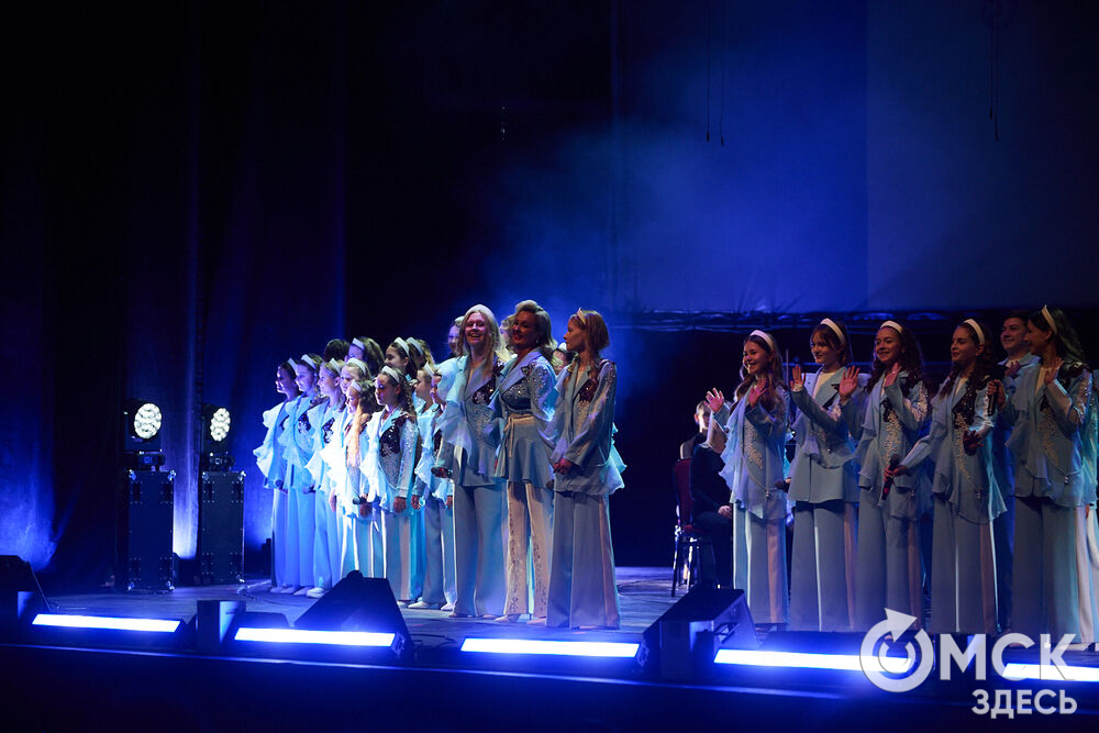 В Омском государственном музыкальном театре состоялся юбилейный концерт Детской школы искусств №6 им. Е.Ф. Светланова. Фото: Илья Петров
