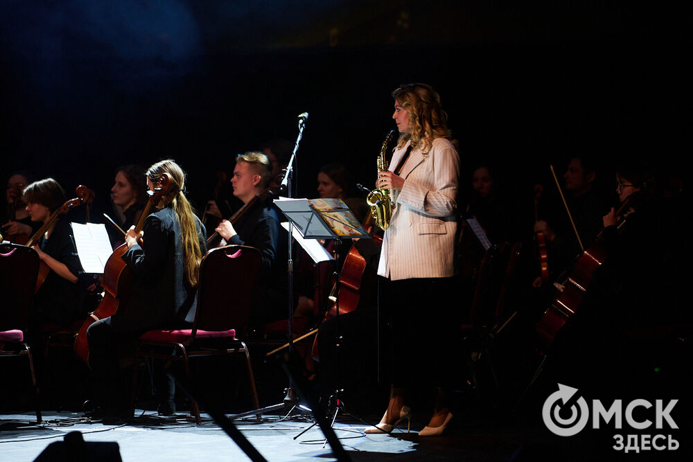 В Омском государственном музыкальном театре состоялся юбилейный концерт Детской школы искусств №6 им. Е.Ф. Светланова. Фото: Илья Петров