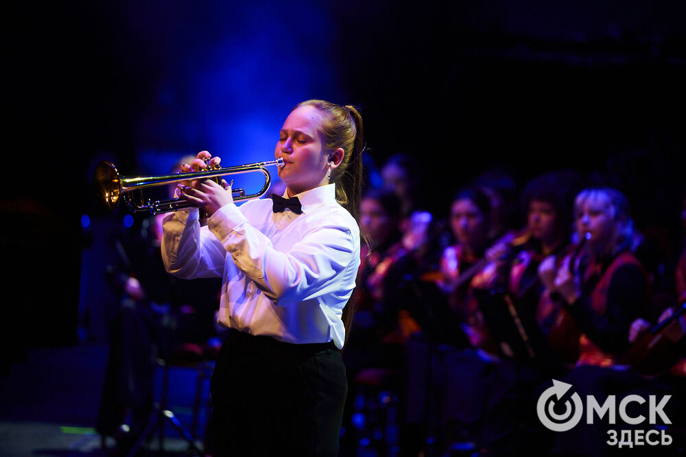 В Омском государственном музыкальном театре состоялся юбилейный концерт Детской школы искусств №6 им. Е.Ф. Светланова. Фото: Илья Петров