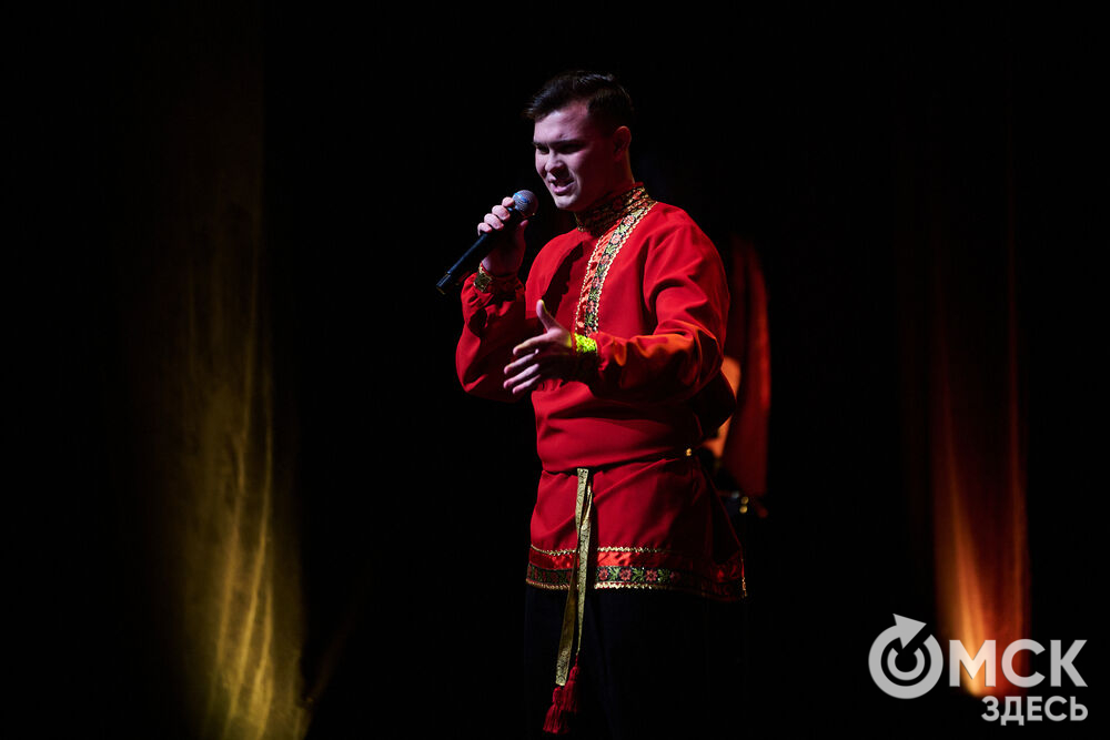 В Омском государственном музыкальном театре состоялся юбилейный концерт Детской школы искусств №6 им. Е.Ф. Светланова. Фото: Илья Петров