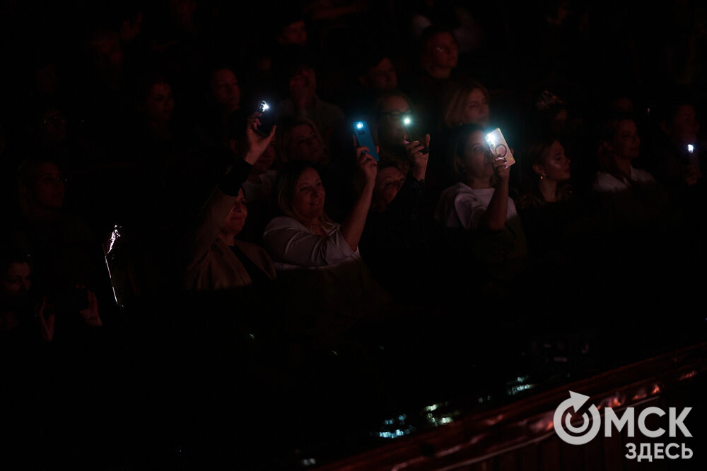В Омском государственном музыкальном театре состоялся юбилейный концерт Детской школы искусств №6 им. Е.Ф. Светланова. Фото: Илья Петров