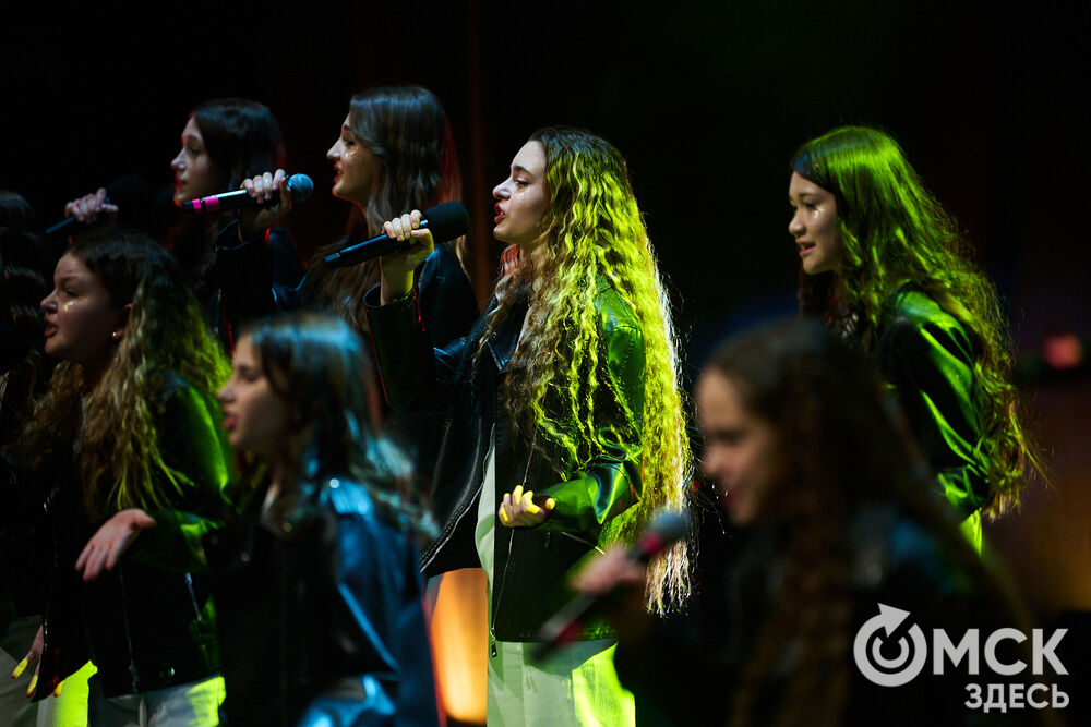 В Омском государственном музыкальном театре состоялся юбилейный концерт Детской школы искусств №6 им. Е.Ф. Светланова. Фото: Илья Петров