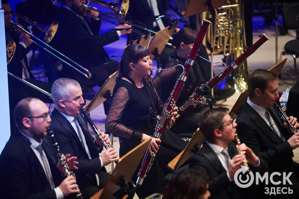 Концерт с участием членов жюри и Омского симфонического оркестра дал старт III Межрегиональному открытому конкурсу исполнителей на струнно-смычковых инструментах имени Вильгельма Шпета. Фото: Илья Петров