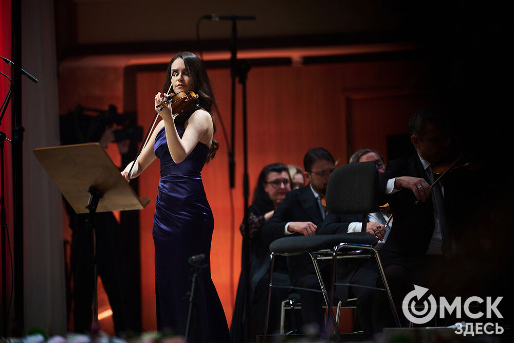 Концерт с участием членов жюри и Омского симфонического оркестра дал старт III Межрегиональному открытому конкурсу исполнителей на струнно-смычковых инструментах имени Вильгельма Шпета. Фото: Илья Петров