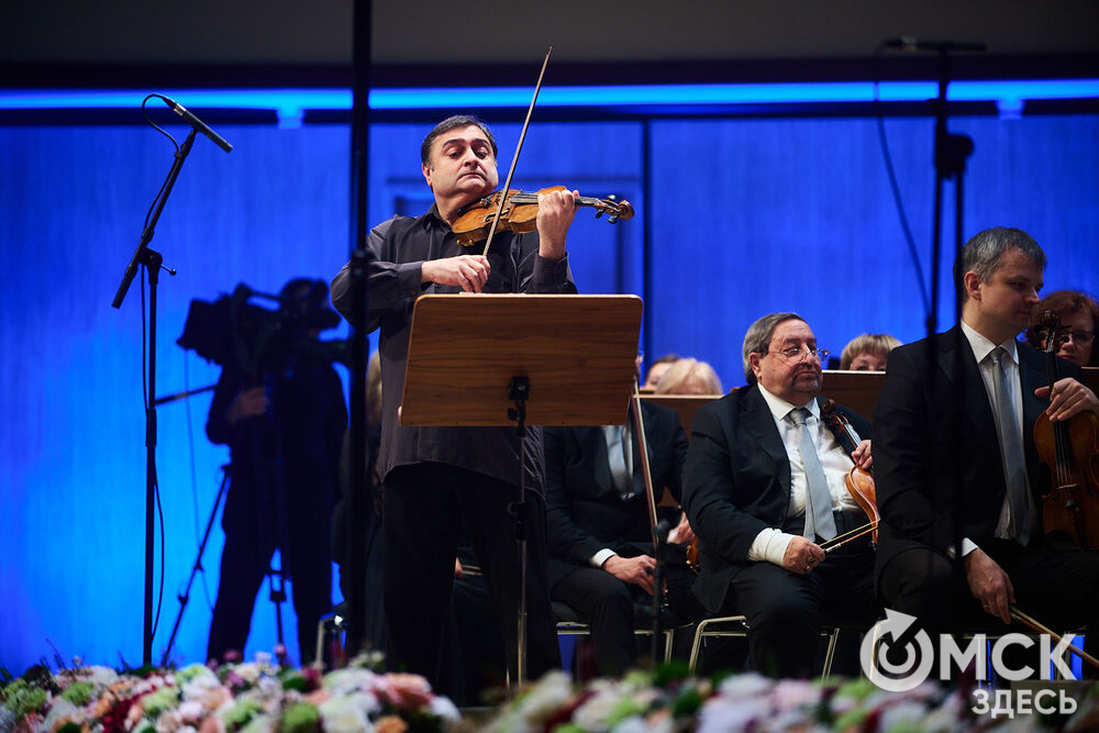 Концерт с участием членов жюри и Омского симфонического оркестра дал старт III Межрегиональному открытому конкурсу исполнителей на струнно-смычковых инструментах имени Вильгельма Шпета. Фото: Илья Петров