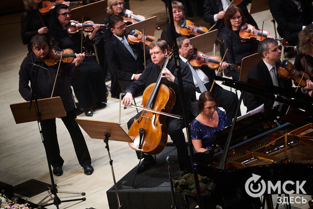 Концерт с участием членов жюри и Омского симфонического оркестра дал старт III Межрегиональному открытому конкурсу исполнителей на струнно-смычковых инструментах имени Вильгельма Шпета. Фото: Илья Петров