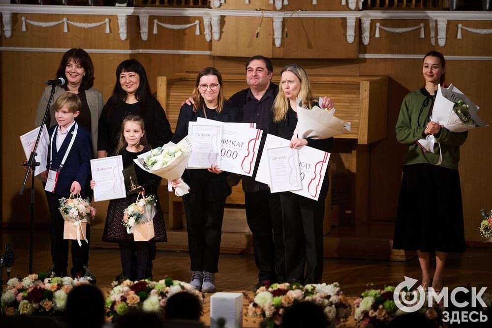 В Органном зале прошло награждение лауреатов III Межрегионального открытого конкурса исполнителей на струнно-смычковых инструментах имени В. Я. Шпета в 1-й и 2-й возрастных группах. Фото: Илья Петров