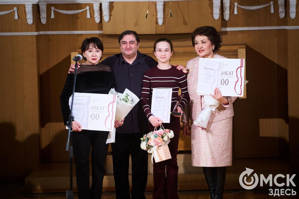 В Органном зале прошло награждение лауреатов III Межрегионального открытого конкурса исполнителей на струнно-смычковых инструментах имени В. Я. Шпета в 1-й и 2-й возрастных группах. Фото: Илья Петров