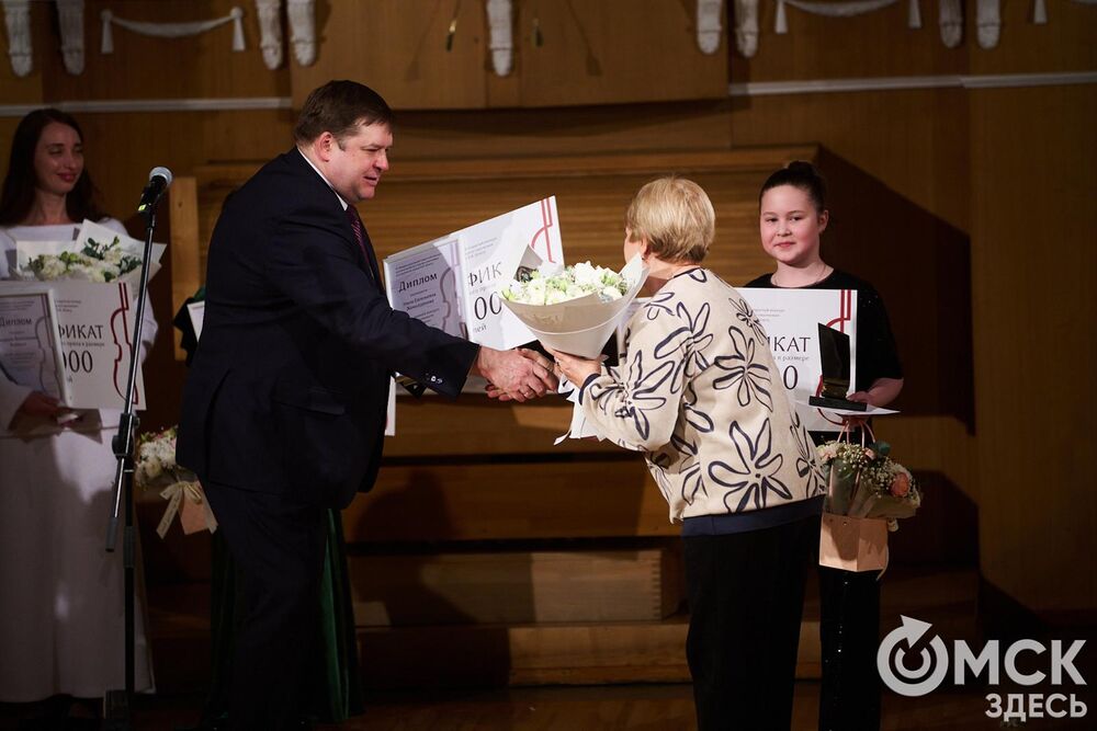 В Органном зале прошло награждение лауреатов III Межрегионального открытого конкурса исполнителей на струнно-смычковых инструментах имени В. Я. Шпета в 1-й и 2-й возрастных группах. Фото: Илья Петров
