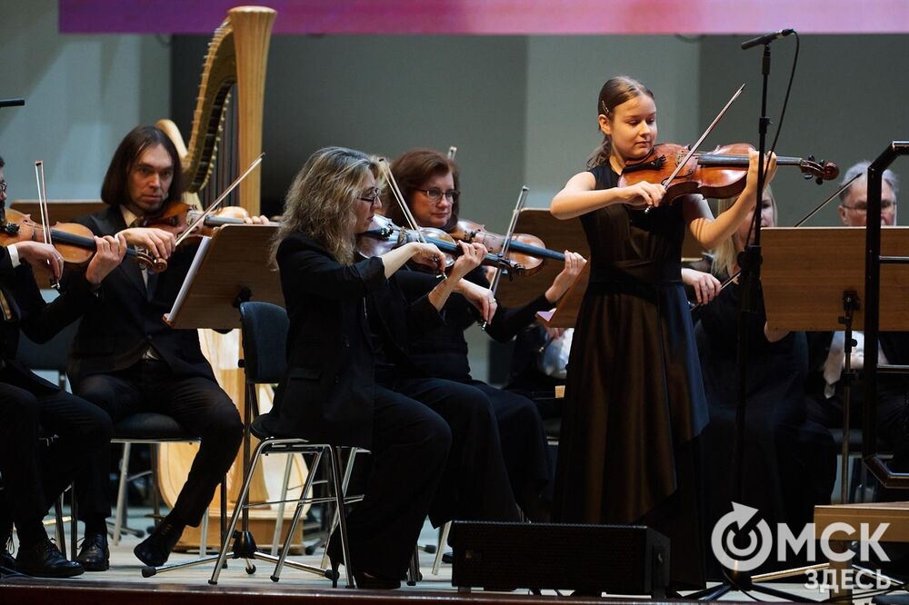 Состоялись решающие прослушивания финального третьего тура , по итогам которых определятся победители III Межрегионального открытого конкурса исполнителей на струнно-смычковых инструментах имени В. Я. Шпета. Фото: Илья Петров