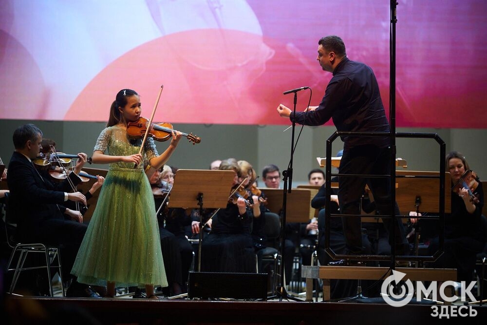 Состоялись решающие прослушивания финального третьего тура , по итогам которых определятся победители III Межрегионального открытого конкурса исполнителей на струнно-смычковых инструментах имени В. Я. Шпета. Фото: Илья Петров