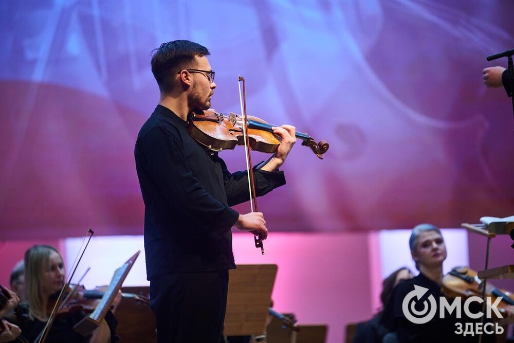 Состоялись решающие прослушивания финального третьего тура , по итогам которых определятся победители III Межрегионального открытого конкурса исполнителей на струнно-смычковых инструментах имени В. Я. Шпета. Фото: Илья Петров