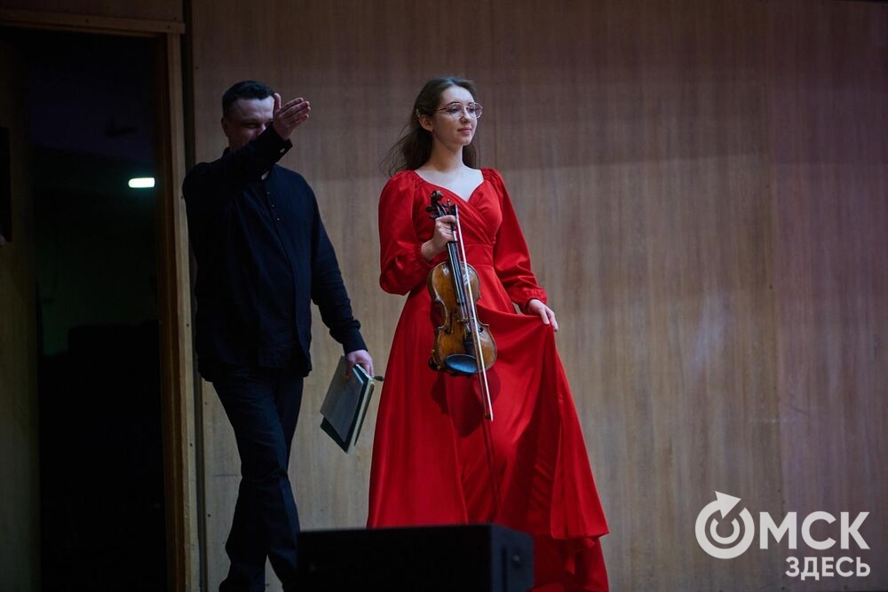 Состоялись решающие прослушивания финального третьего тура , по итогам которых определятся победители III Межрегионального открытого конкурса исполнителей на струнно-смычковых инструментах имени В. Я. Шпета. Фото: Илья Петров
