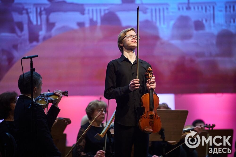 Состоялись решающие прослушивания финального третьего тура , по итогам которых определятся победители III Межрегионального открытого конкурса исполнителей на струнно-смычковых инструментах имени В. Я. Шпета. Фото: Илья Петров