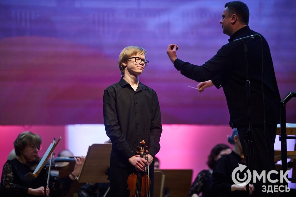 Состоялись решающие прослушивания финального третьего тура , по итогам которых определятся победители III Межрегионального открытого конкурса исполнителей на струнно-смычковых инструментах имени В. Я. Шпета. Фото: Илья Петров