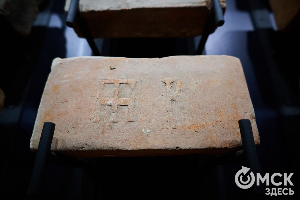 В Омской крепости состоялось открытие нового выставочного пространства под названием "Кирпич Достоевского". Фото: Илья Петров