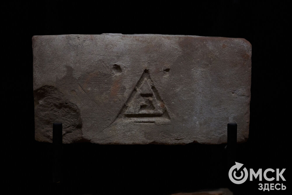 В Омской крепости состоялось открытие нового выставочного пространства под названием "Кирпич Достоевского". Фото: Илья Петров