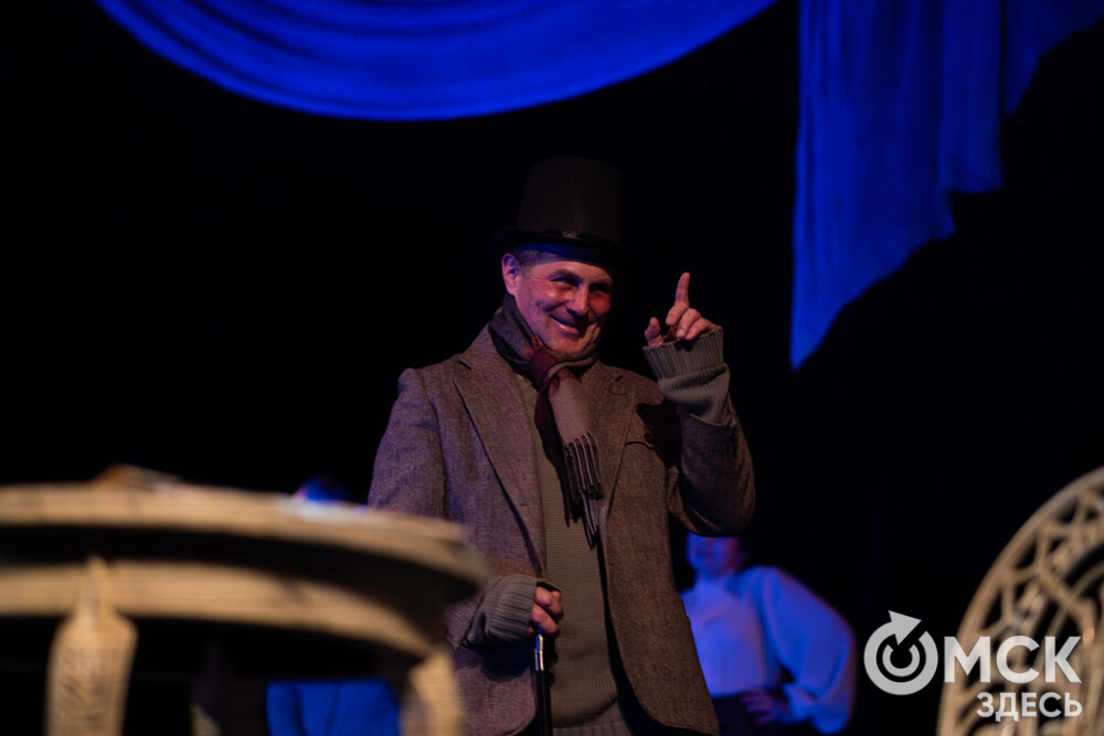 Воркутинский драматический театр имени Б.А. Мордвинова представил омскому зрителю постановку о том, чего стоило с нуля создать театр в разгар Великой Отечественной войны в условиях ГУЛАГа. Фото: Елизавета Медведева