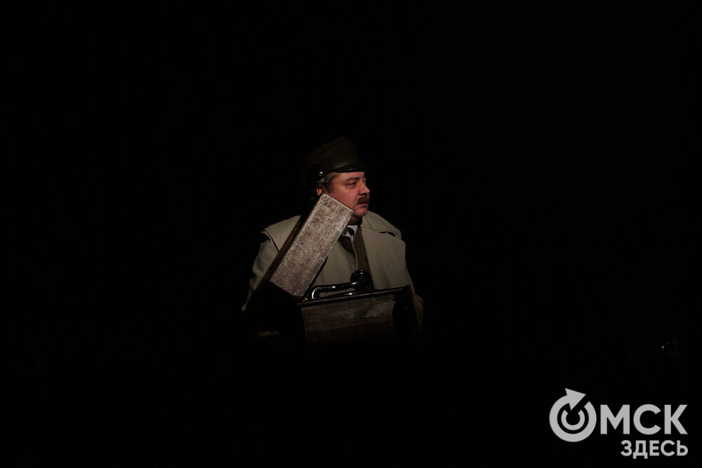 Чеховскую "Чайку" омскому зрителю представил Московский театр "Мастерская Петра Фоменко". Фото: Илья Петров