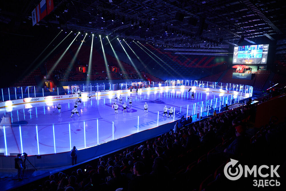 "Омские крылья" одержали победу над "Челметом" в домашнем матче на обновлённом СКК. Фото: Илья Петров