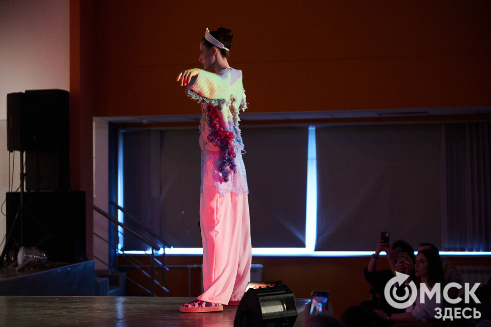 Сказки на подиуме. Конкурс дизайна костюма. Фото: Илья Петров