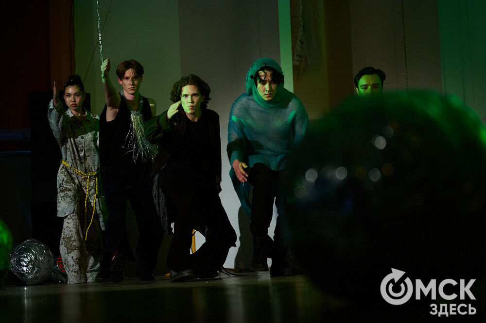 Сказки на подиуме. Конкурс дизайна костюма. Фото: Илья Петров