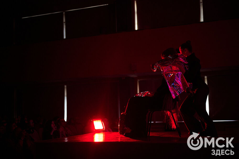 Сказки на подиуме. Конкурс дизайна костюма. Фото: Илья Петров