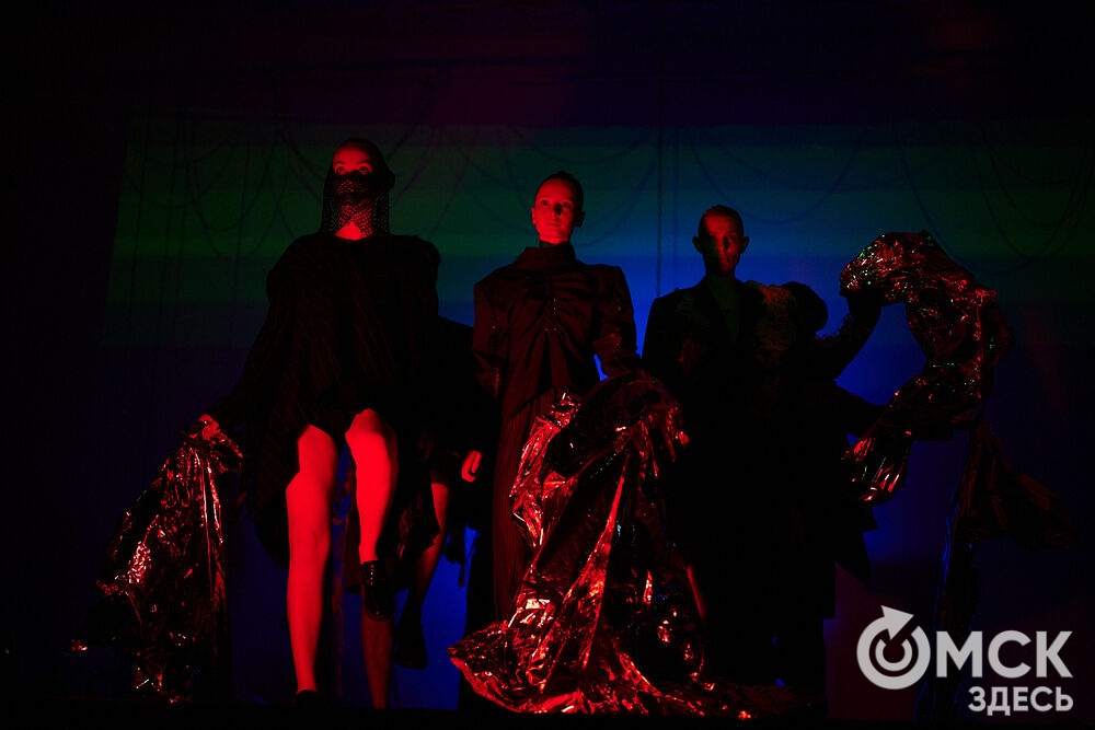 Сказки на подиуме. Конкурс дизайна костюма. Фото: Илья Петров