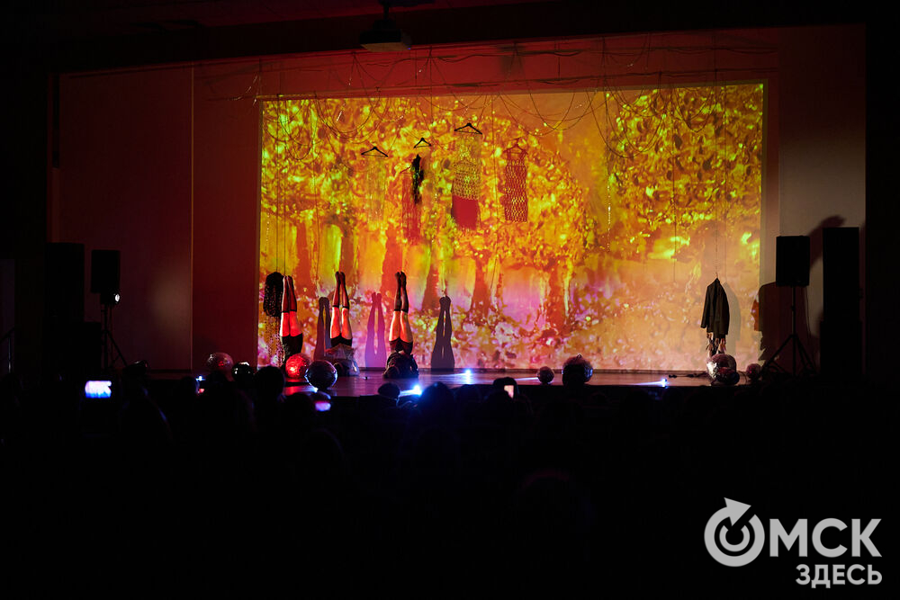 Сказки на подиуме. Конкурс дизайна костюма. Фото: Илья Петров