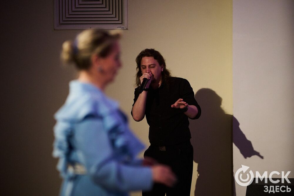 Большим концертом с участием коллективов ДШИ № 6 отметил свой юбилей хор "Примавера". Фото: Илья Петров