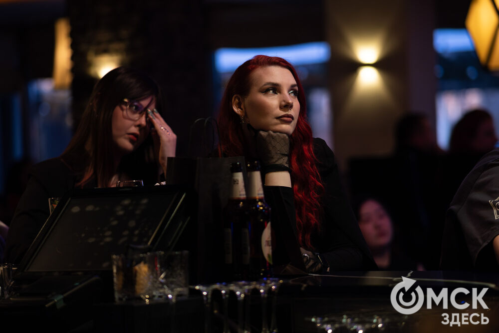 Коллектив из Санкт-Петербурга представил омичам перформанс "От Классики До Рока" (6+). Фото: Елизавета Медведева