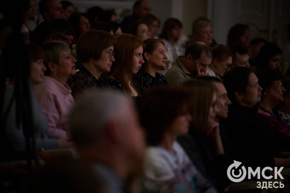 Студенты Омского музыкального училища имени В. Я. Шебалина представили музыкальную программу "Сквозь призму классики". Фото: Илья Петров