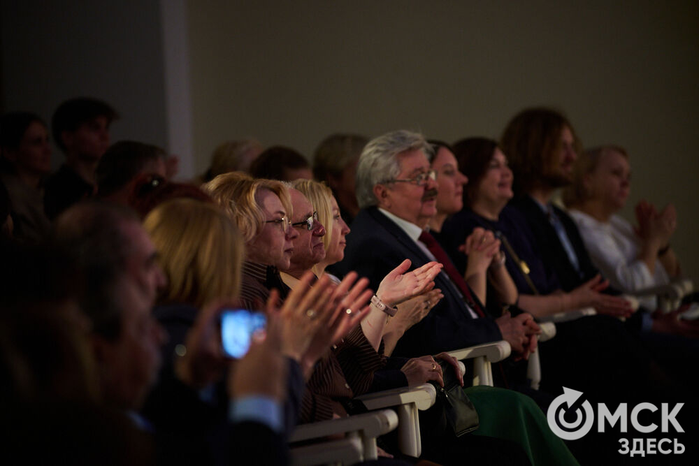 Студенты Омского музыкального училища имени В. Я. Шебалина представили музыкальную программу "Сквозь призму классики". Фото: Илья Петров