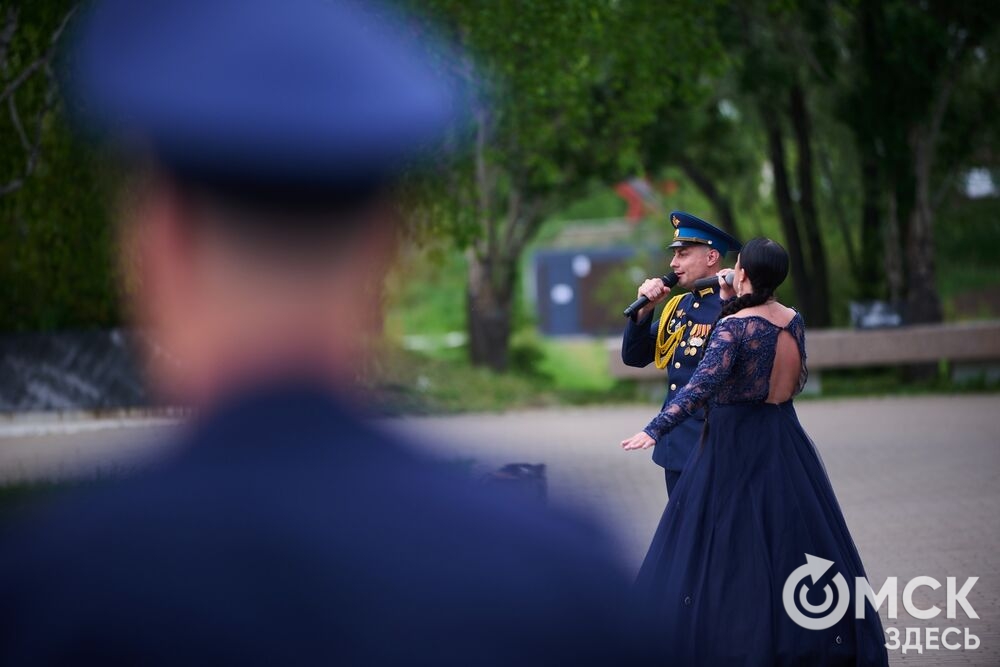 В парке им. 30-летия Победы прошла акция "Боевой расчёт-2026", приуроченная к 108-летию со дня образования пограничной охраны. Фото: Илья Петров