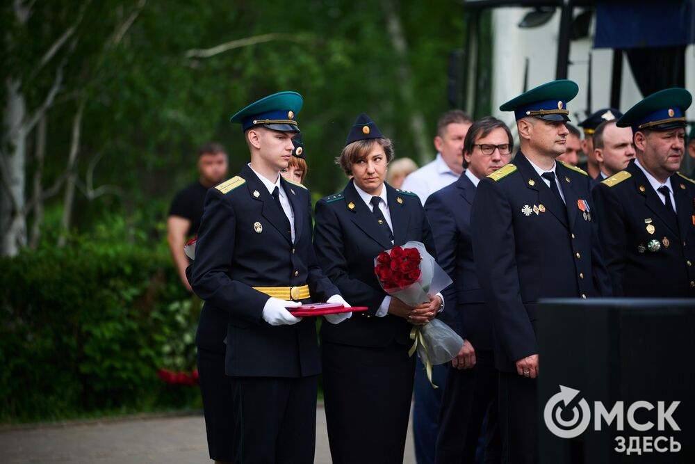 В парке им. 30-летия Победы прошла акция "Боевой расчёт-2026", приуроченная к 108-летию со дня образования пограничной охраны. Фото: Илья Петров