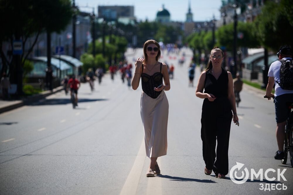 В первую летнюю субботу, 6 июня, в Омске прошёл 27-й городской культурно-спортивный праздник "ВелоОмск-2026" имени Владимира Соколова. Фото: Илья Петров
