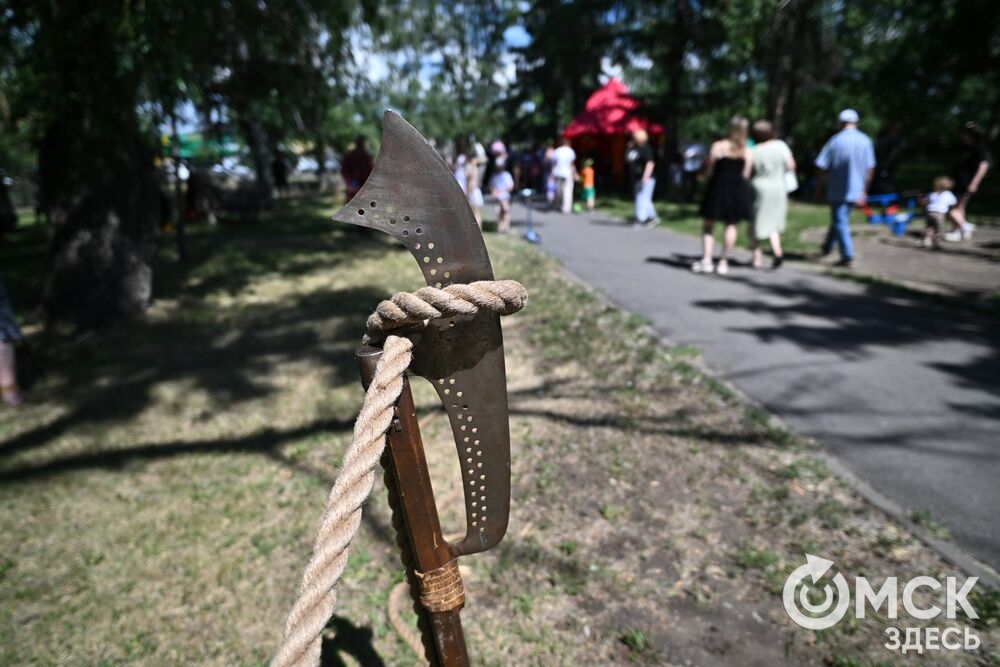 Омская крепость представила театрализованную реконструкцию батальных событий XVII века в новой локации. Фото: Илья Петров
