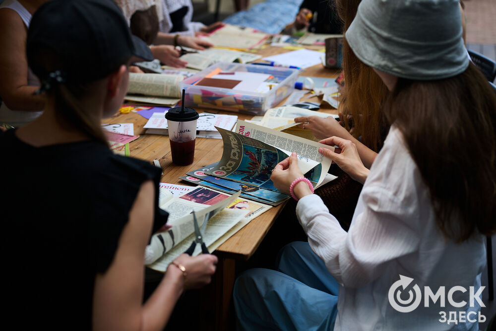 В Омске прошёл книжный фестиваль, где история любви встретилась с экономикой каменного века. Фото: Илья Петров