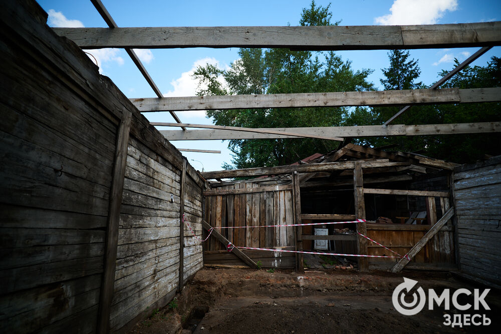 В Омске запускают экскурсию, которая расскажет, какие находки помогают прочувствовать истинный смысл "Записок из Мёртвого дома" Фёдора Достоевского. Фото: Илья Петров