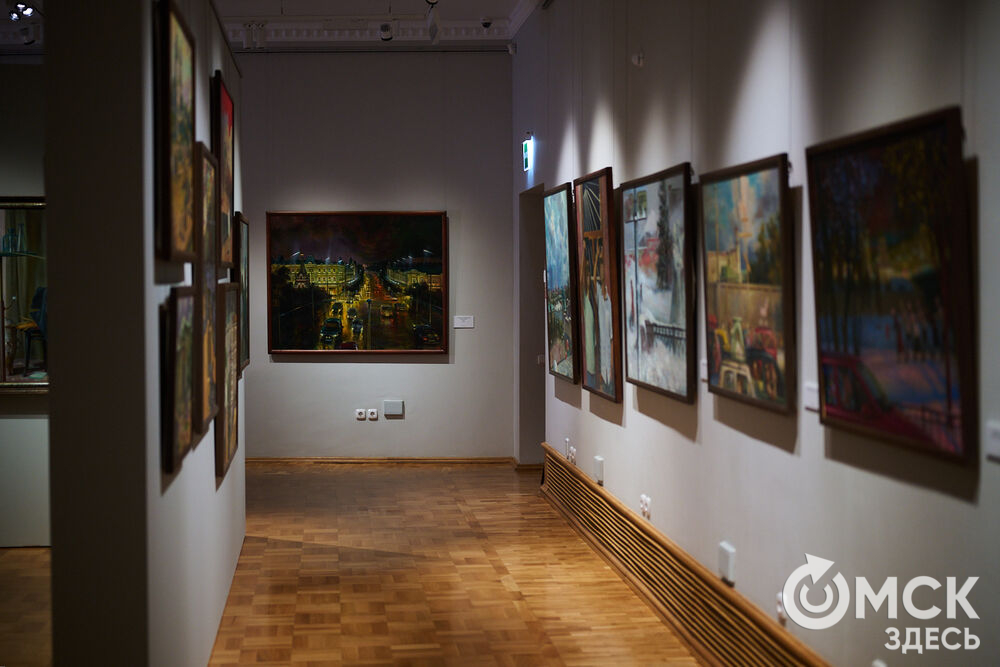 На выставке "Любимый Любинский проспект" представлено 60 произведений Г. П. Кичигина из мастерской художника и коллекции Музея имени М. А. Врубеля. Фото: Илья Петров