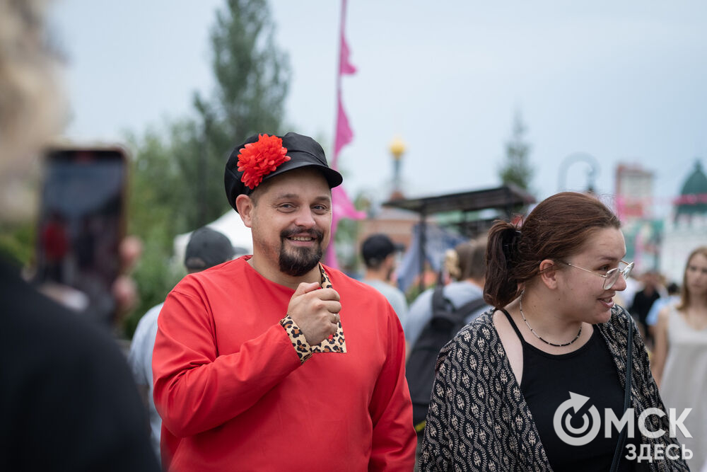 В основной день празднования, 1 августа, в центре города развернулись десятки площадок. Подробнее здесь . Фото: Елизавета Медведева