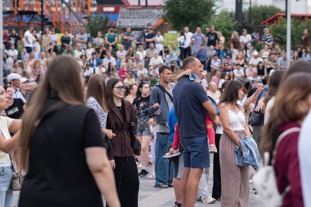 В Омске состоялся федеральный этап VIII Всероссийского конкурса "Лучший водитель такси в России", в рамках которого подвели итоги областного конкурса "Лучший многодетный водитель такси в Омске". Фото: Елизавета Медведева