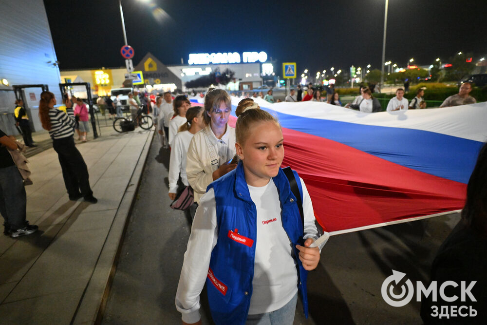 Омск отметил День Государственного флага уже традиционным велосипедным заездом . Фото: Илья Петров